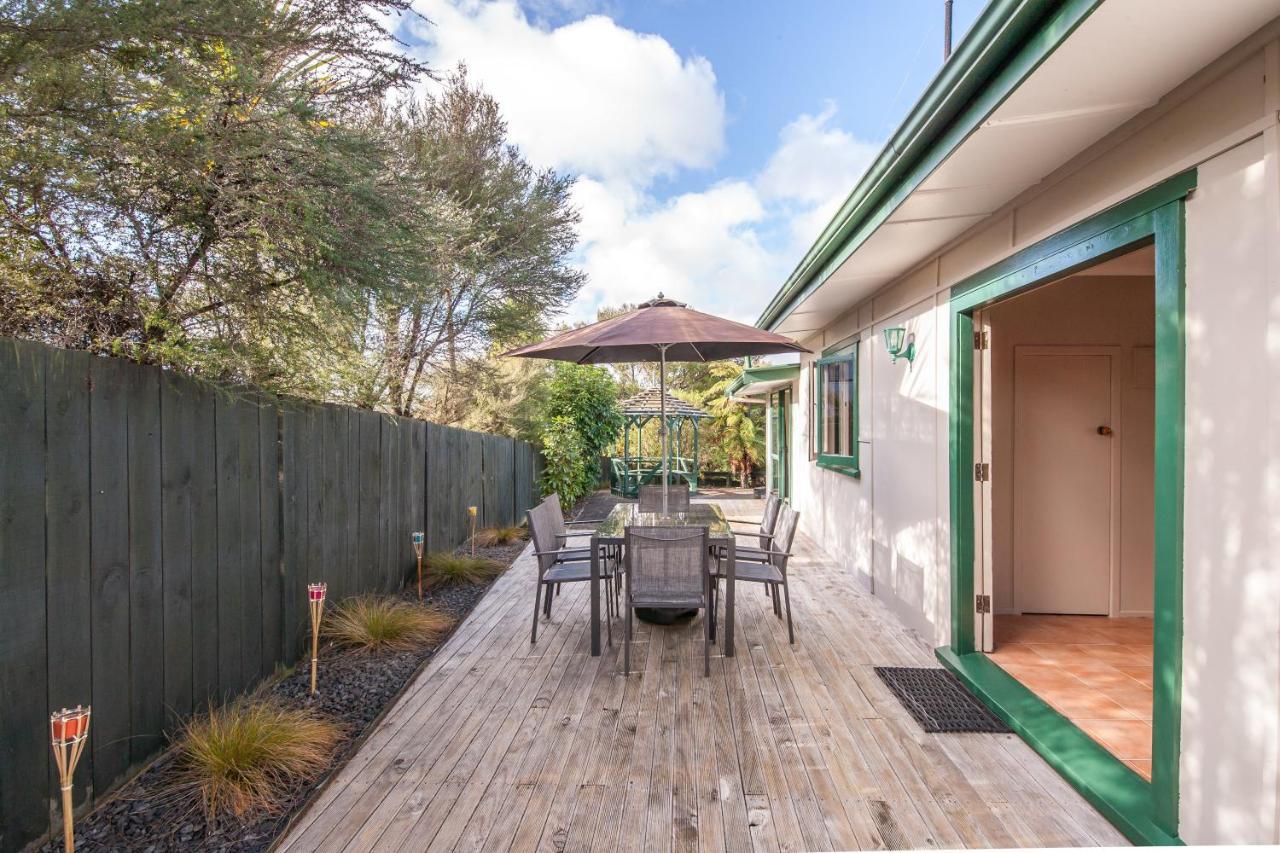 Kaihua Lookout - Taupo Holiday Home Exterior foto